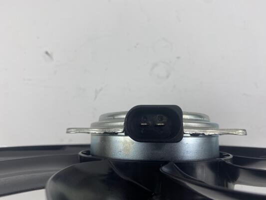 8K0959455G/8K0959455K অডি A4L B8 A5 A6 C7 A7 Q3 Q5 2.0T/2.5T মূল ফ্যান 2007 এর জন্য গাড়ির ইলেকট্রনিক রেডিয়েটর কুলিং ফ্যান