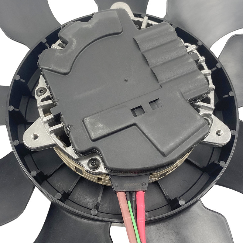 স্তর 600W আইএসও TS15949 গাড়ি ইঞ্জিন শীতল সিস্টেম শীতল ফ্যান ভক্সওয়াগেন Touareg জন্য