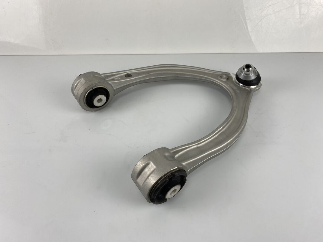 উচ্চ মানের সামনের উপরের 2053305501Mercedes C-Class W205 এর জন্য সাসপেনশন কন্ট্রোল আর্ম